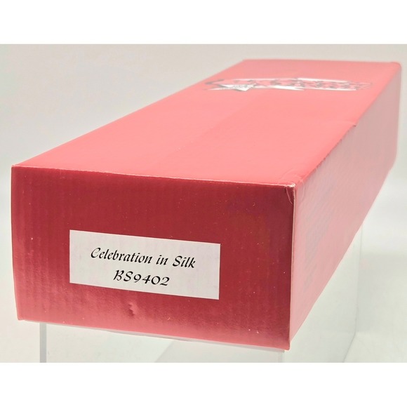 Tonner-Brenda Starr 16Doll Celebration in Silk BS9402 NEW IN BOX with shipper